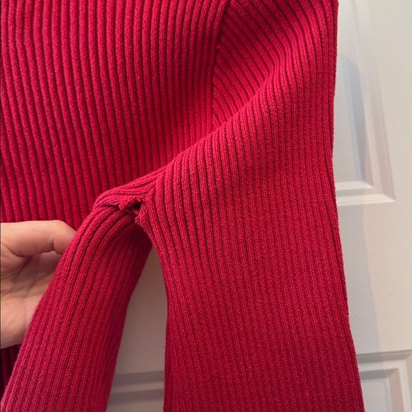 Hollister Red Square Neck Slim Sweater Bell Sleeves Cotton Blend - Picture 7 of 7